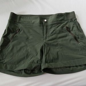 Athleta Trekkie Shorts